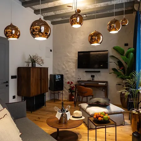 Lejlighed La E Bella Vi, Luxury In Old Town *