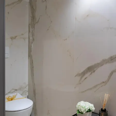 Lejlighed La E Bella Vi, Luxury In Old Town *