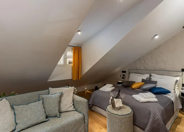 Appartamento La E Bella Vi, Luxury In Old Town