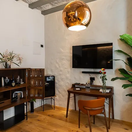 Appartamento La E Bella Vi, Luxury In Old Town Ragusa