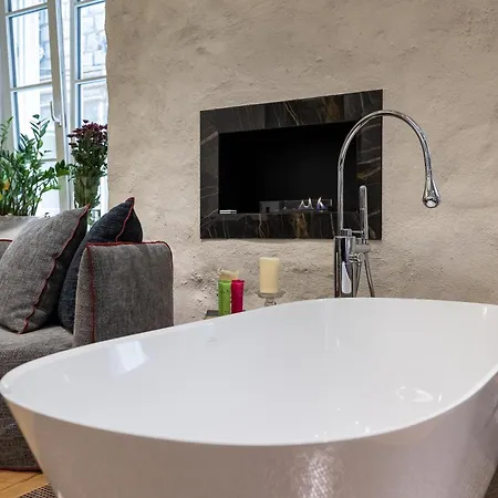 La E Bella Vi, Luxury In Old Town Ragusa