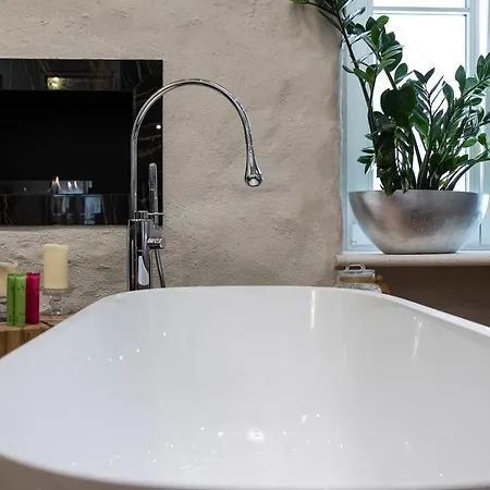 La E Bella Vi, Luxury In Old Town Ragusa