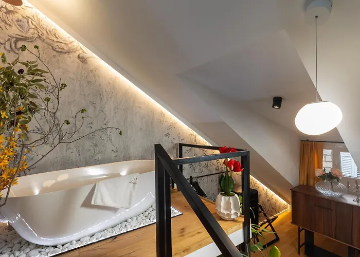 アパート La E Bella Vi, Luxury In Old Town *