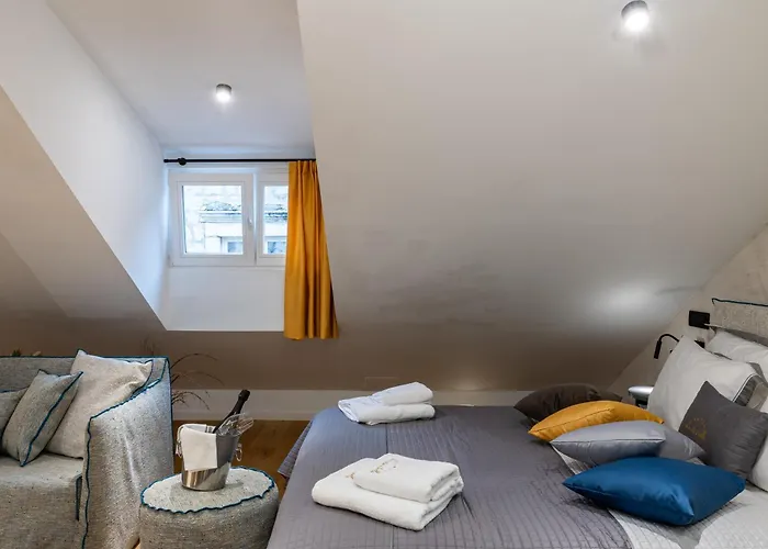 アパート La E Bella Vi, Luxury In Old Town