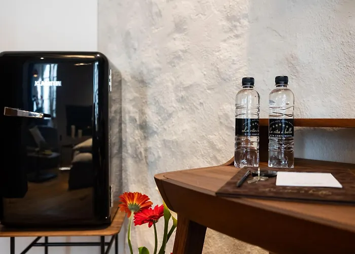 La E Bella Vi, Luxury In Old Town